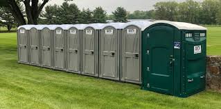 Best Standard Portable Toilet Rental  in Hutto, TX